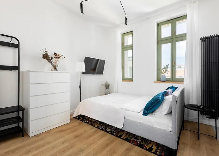 Апартаменти Homewell Poznanska *